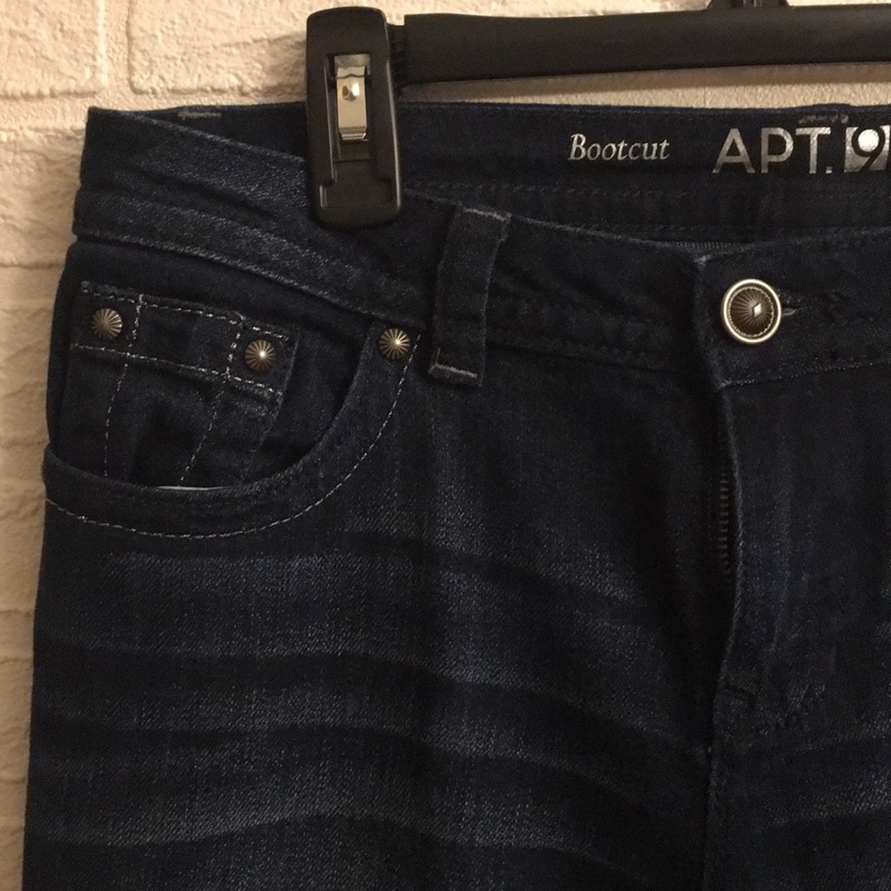 Jeans. - Picture 2 of 5